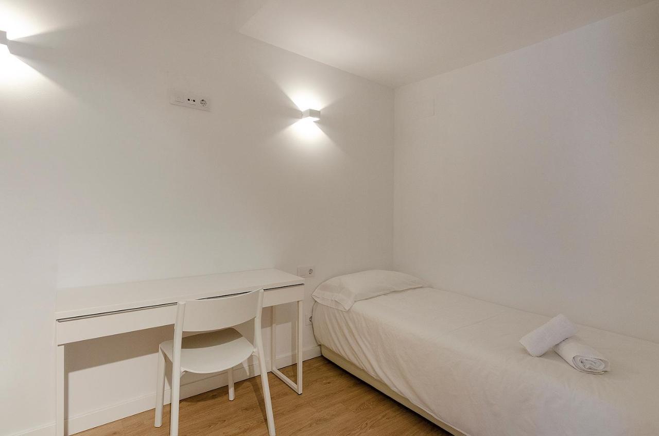 Juli Garreta'S Apartment Girona Dış mekan fotoğraf